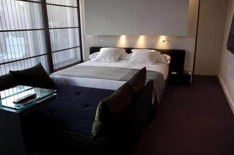 Sixtytwo Hotel Barcelona Rum bild
