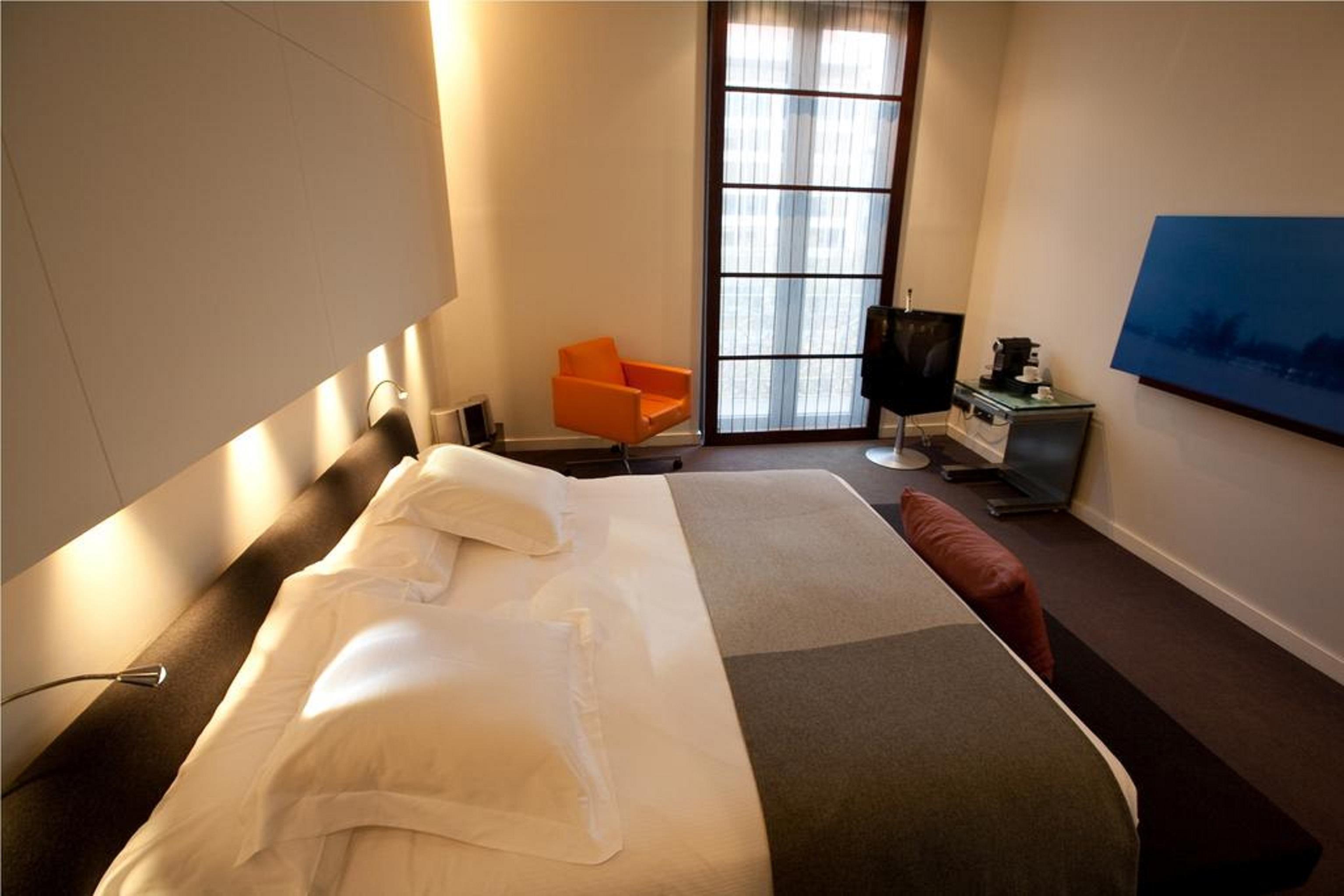 Sixtytwo Hotel Barcelona Rum bild
