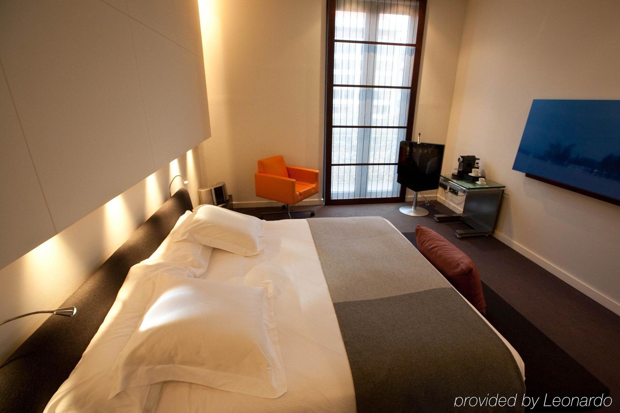 Sixtytwo Hotel Barcelona Rum bild