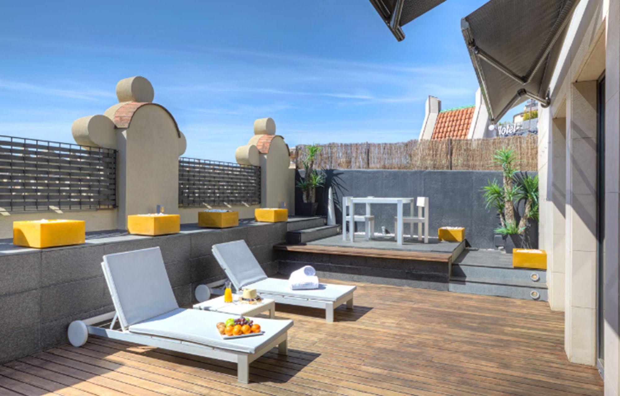 Sixtytwo Hotel Barcelona Exteriör bild